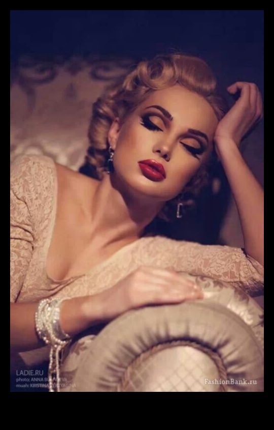 Vintage Hollywood Glam: coafuri retro blonde pentru o frumusețe atemporală